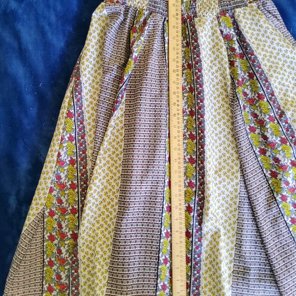 Cottagecore Smocked Waist Skirt size Medium EUC - Picture 4 of 10